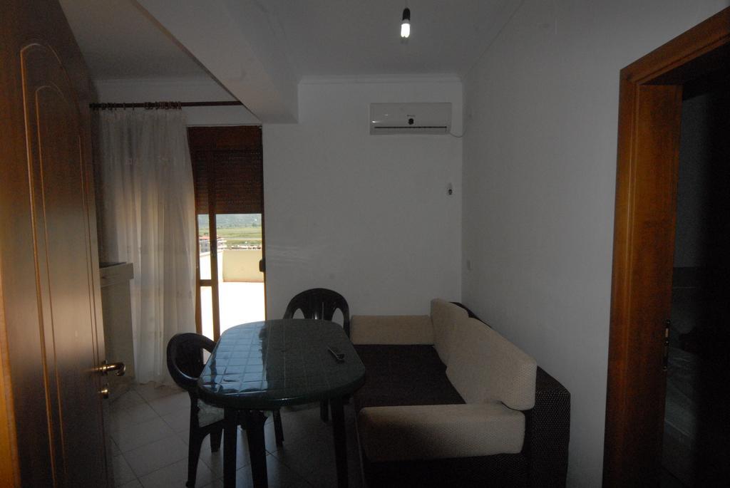 Orikum Veranda Apartments Phòng bức ảnh