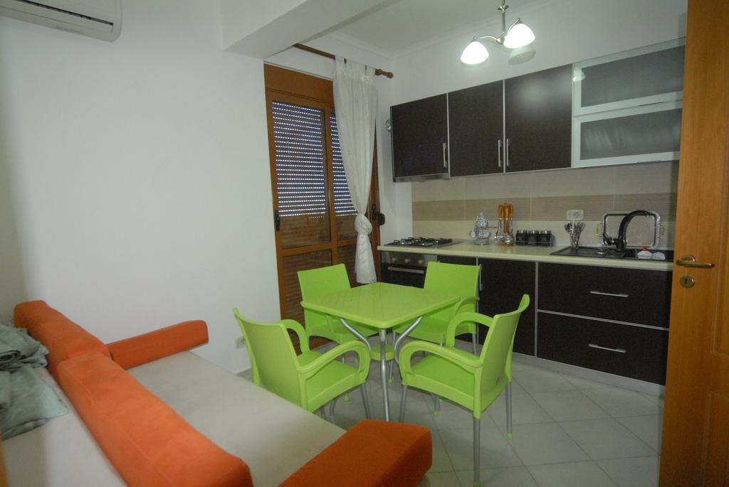Orikum Veranda Apartments Phòng bức ảnh